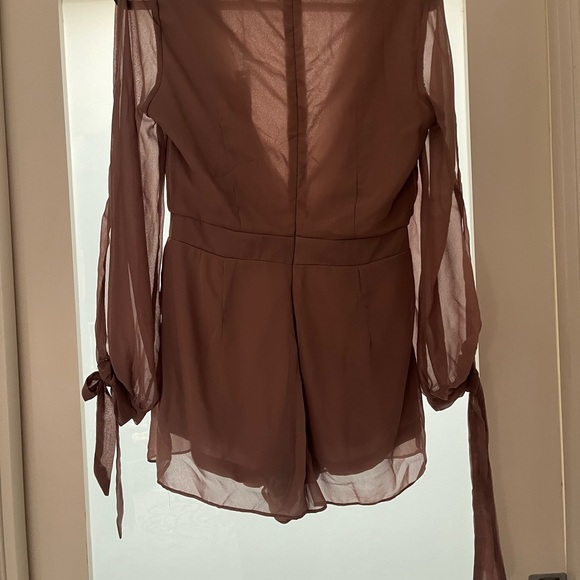 She + Sky shorts romper - Picture 2 of 4